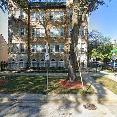 7000 S East End Ave #303, Chicago, IL 60649