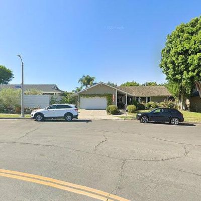 701 Bellis St, Newport Beach, CA 92660