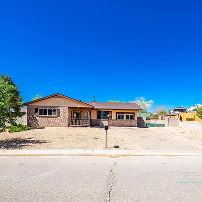 705 Ivory Rd Se, Rio Rancho, NM 87124