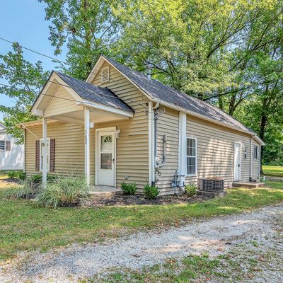 706 S Russell St, Portland, TN 37148