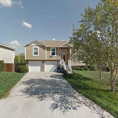 707 Brookside Dr, Warrensburg, MO 64093