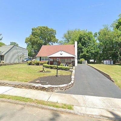 71 Dunmore Ave, Ewing, NJ 08618