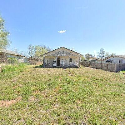 710 N 7 Th St, Sayre, OK 73662