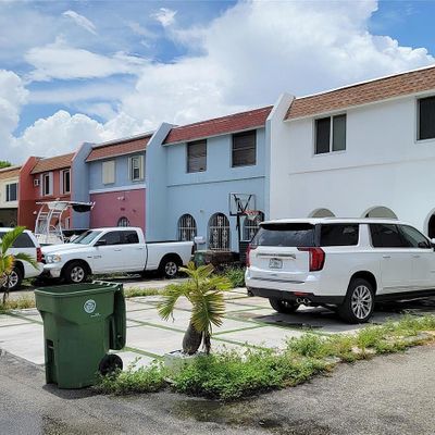 7100 W 2 Nd Ln, Hialeah, FL 33014