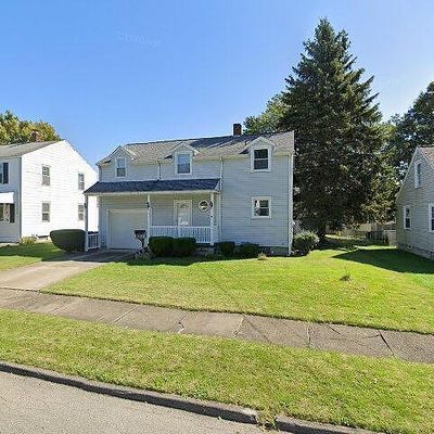 711 Tidball Ave, Grove City, PA 16127