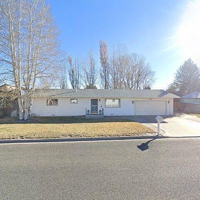 712 Plachy Dr, Alamosa, CO 81101