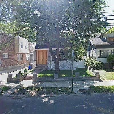 7129 Oxford Ave, Philadelphia, PA 19111