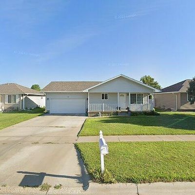 719 Blue Stem Cir, Norfolk, NE 68701