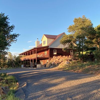 72 County Road 8144, Vernon, AZ 85940