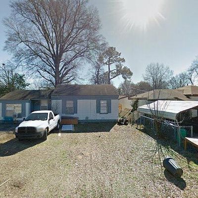 720 Mac Arthur Ave, Wake Village, TX 75501