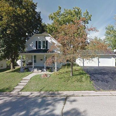 720 Sickle St, Platteville, WI 53818