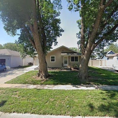 7230 Kearney Ave, Lincoln, NE 68507