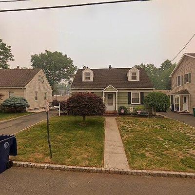 73 Dawn Dr, Clark, NJ 07066