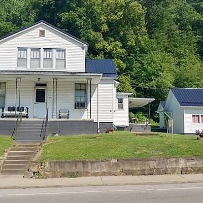 73 Fairlane Dr, Vanceburg, KY 41179