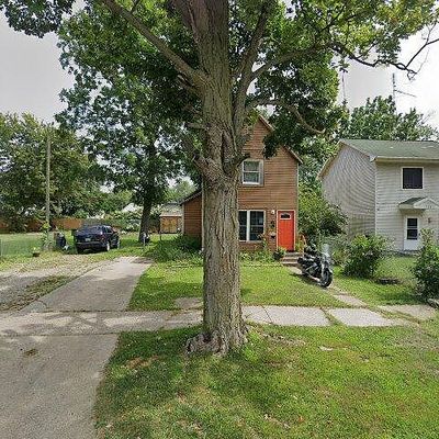 733 Lavette Ave, Benton Harbor, MI 49022