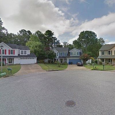 888 Weyanoke Ln, Newport News, VA 23608