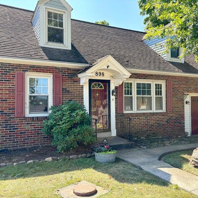 898 N Washington St, Pottstown, PA 19464