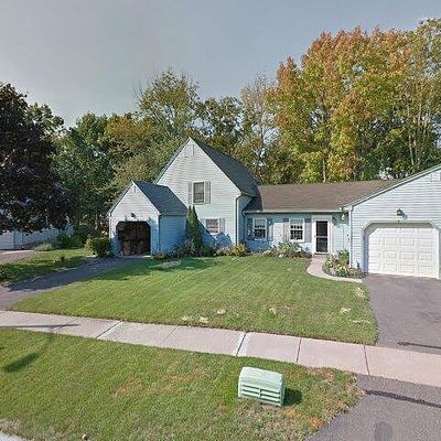 9 Bridle Path Ln, Manchester, CT 06042