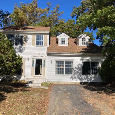 9 Glen Ct, Barnegat, NJ 08005