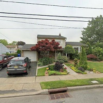 90 Blackstone Rd, Port Reading, NJ 07064