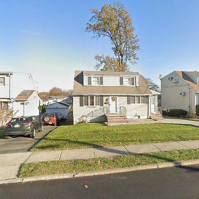 90 Elm Ave, Fairview, NJ 07022