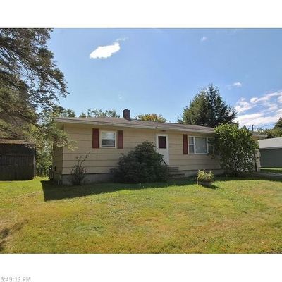 91 Harold St, Lewiston, ME 04240