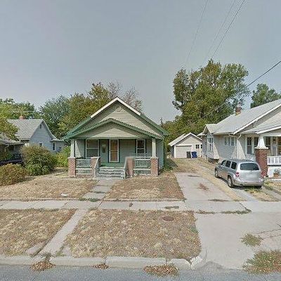 911 N Pine St, Newton, KS 67114