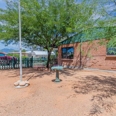 912 N Rosemont Blvd, Tucson, AZ 85711