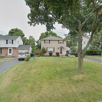 92 Vinedale Ave, Rochester, NY 14622