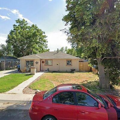 921 Vaughn St, Aurora, CO 80011