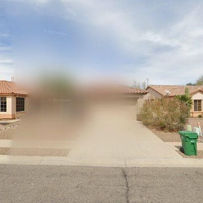 9513 N Twinkling Shadows Way, Tucson, AZ 85743