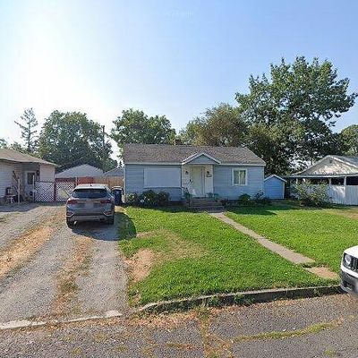 814 E Courtland Ave, Spokane, WA 99207