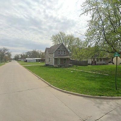 815 N Main St, Centerville, IA 52544