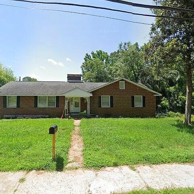 818 E Washington St, Rockingham, NC 28379