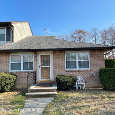 818 Jenny Ct, Brick, NJ 08724