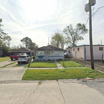 820 Milton St, Gretna, LA 70053