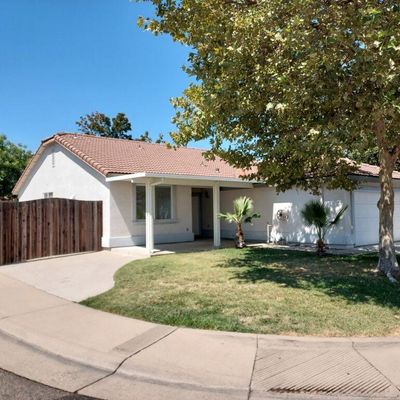 8221 Carriage Oaks Way, Antelope, CA 95843