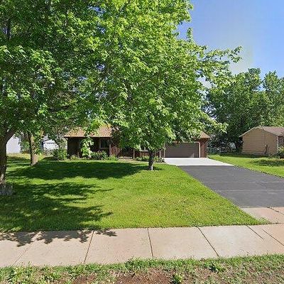 826 Oak Ct, Osceola, WI 54020