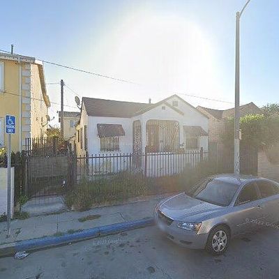 8272 Wall St, Los Angeles, CA 90003