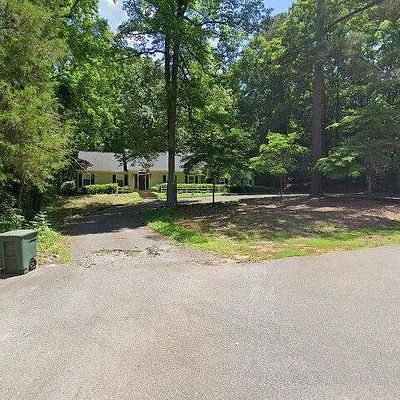 828 Chatham Rd, Rockingham, NC 28379