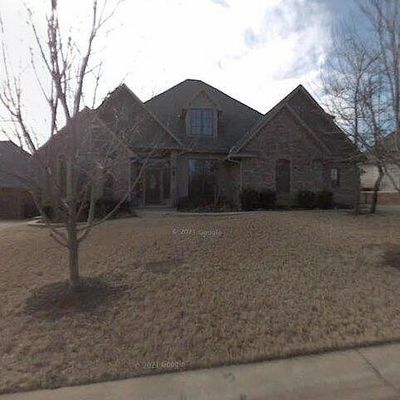 833 Crystal Creek Pl, Edmond, OK 73034