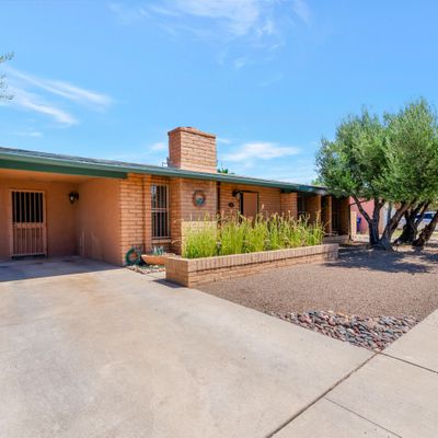 8333 E Camarillo Dr, Tucson, AZ 85730