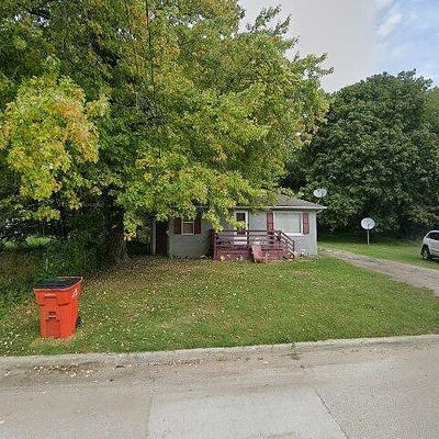 843 Pitkins Ave, Benton Harbor, MI 49022