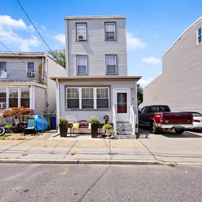 844 Cumberland St, Gloucester City, NJ 08030