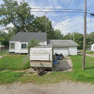 844 Allen Dr, Benton Harbor, MI 49022