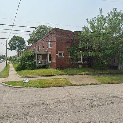 8505 Lake Ave, Cleveland, OH 44102