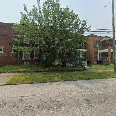 8507 Lake Ave, Cleveland, OH 44102