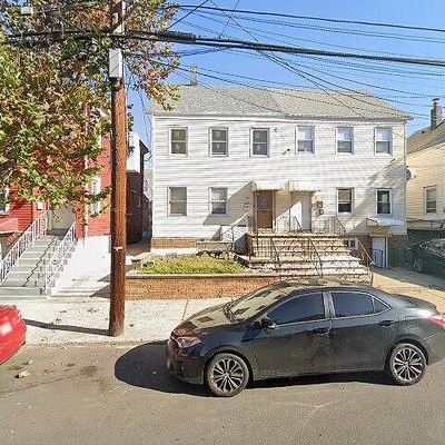 86 Mcadoo Ave, Jersey City, NJ 07305