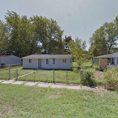 860 Mineral Ave, Benton Harbor, MI 49022