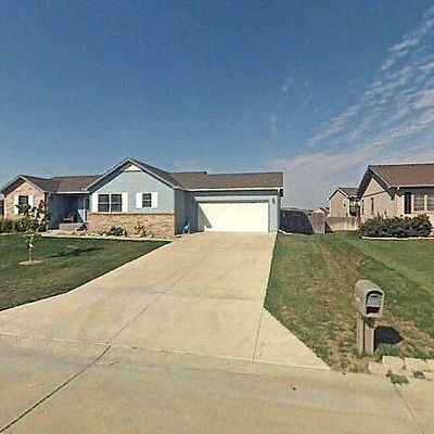 8605 Eagles Landing Dr, Manhattan, KS 66502